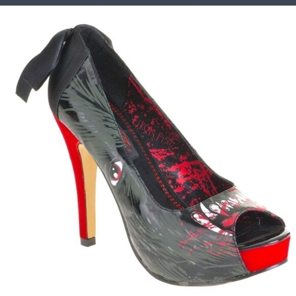 NIB Iron Fist WolfBeater Platform Heel - Picture 3 of 10